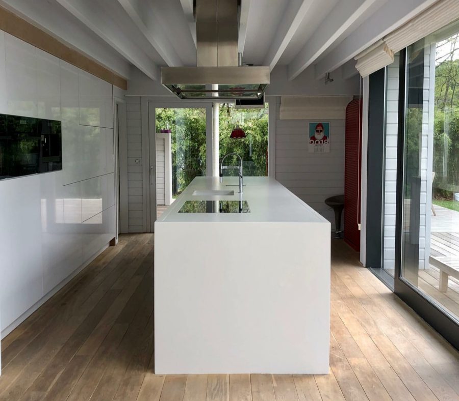 Plan de travail de cuisine en Dekton Blanc