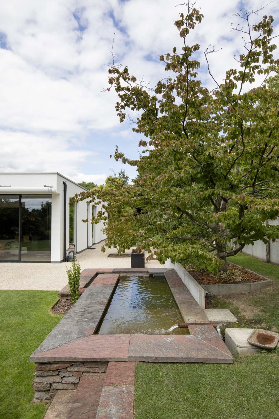 Aménagement d&rsquo;un plan d&rsquo;eau en Grès Schisteux